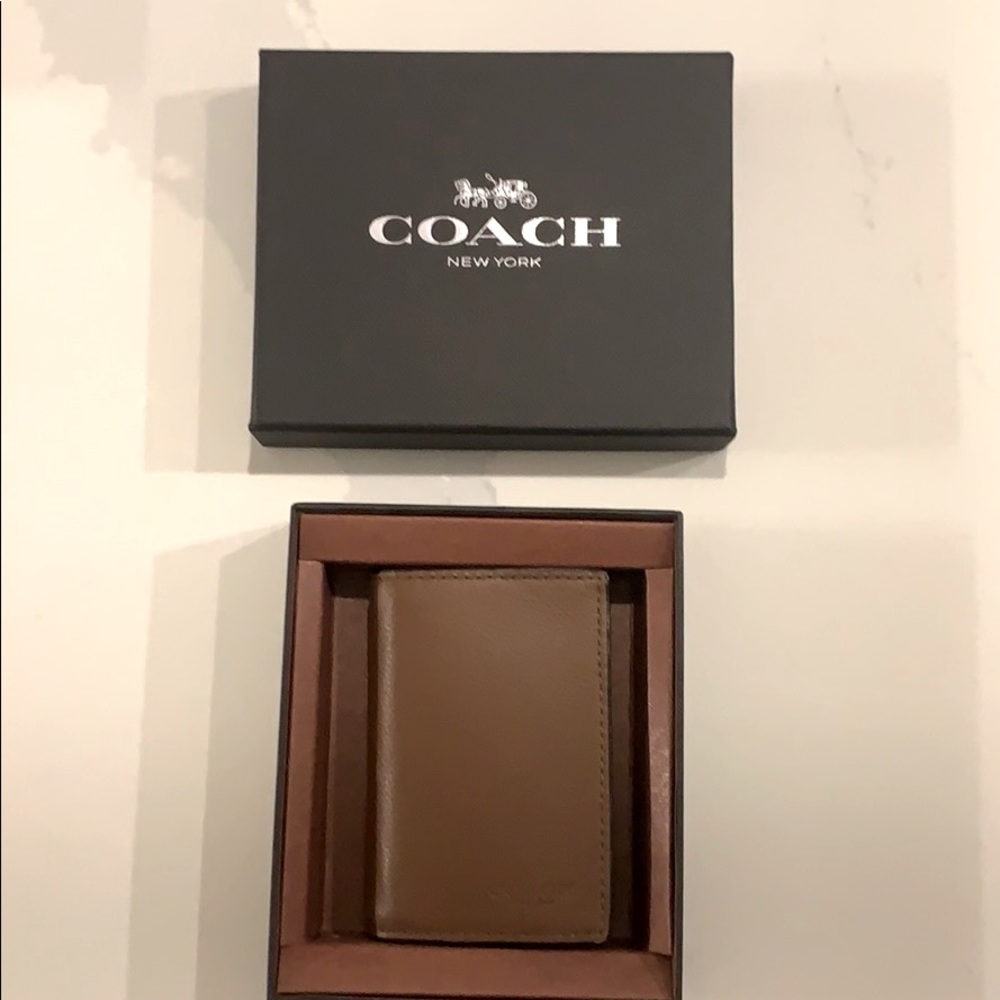 Coach Saddle Brown Card Carrier NIB